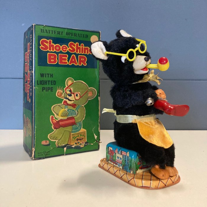 Preview of the first image of Toy Nomura - 1960 Shoe shine bear - battery operated - 1960-1969 - Japan.