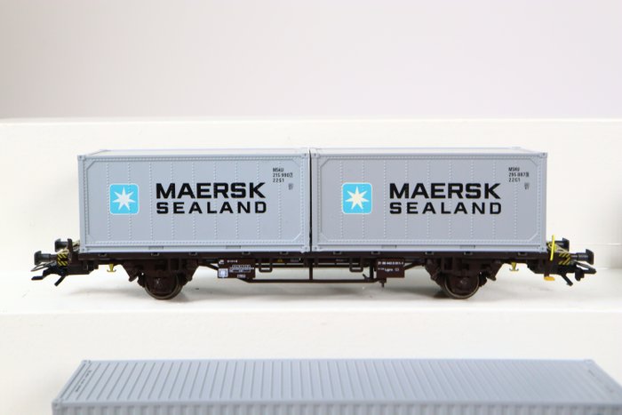 Image 2 of Märklin H0 - Uit set 47687 - Freight carriage - Five container wagons 'Maersk' - DSB