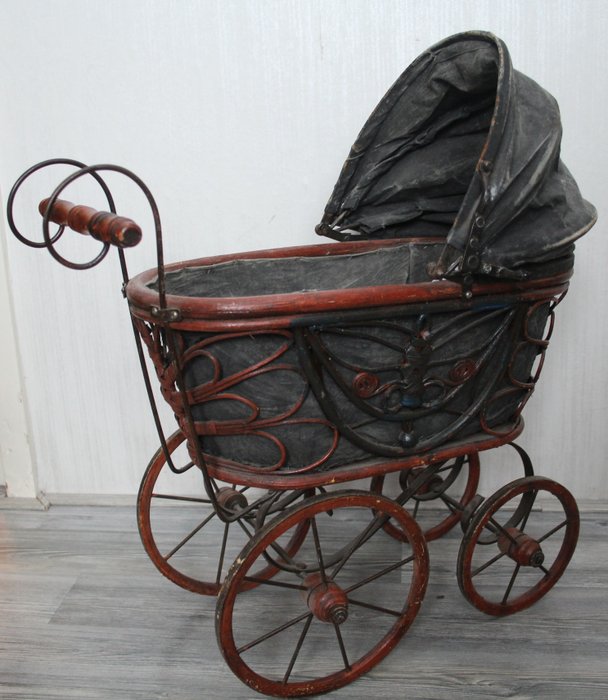 Image 2 of doll carriage - Victorian - Wood - 19th century