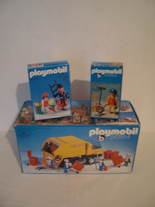 Preview of the first image of Playmobil - 3315 + 3470 + 3576 - Playset - Cleaning Klicky's - - 1970-1979 - Germany.