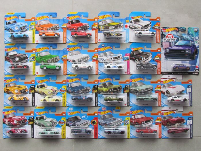 Preview of the first image of Hot Wheels - 1:64 - 23 models Japanese cars.