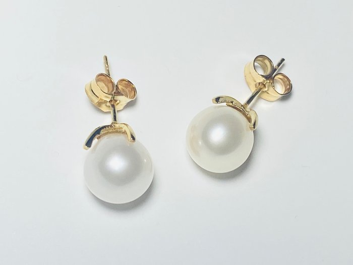 Preview of the first image of 18 kt. Gold, Yellow gold - Earrings Akoya Pearl - 7.5mm x 7.5mm.