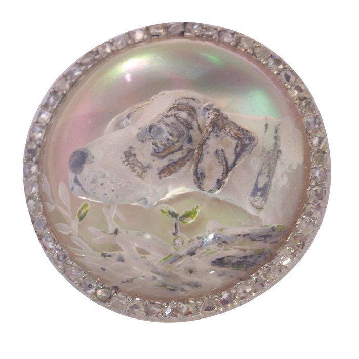 Preview of the first image of 18 kt. White gold - Brooch Diamond - "English Crystal" brooch depicting a hunting dog, Vintage 1920.