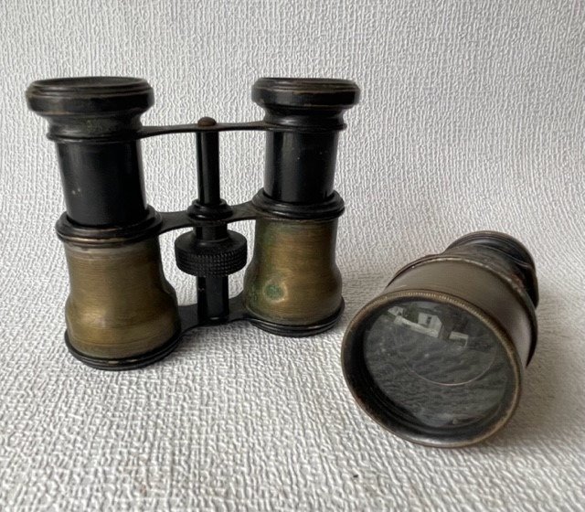Preview of the first image of Binoculars, Telescope - Brass, Leather - circa 1900.