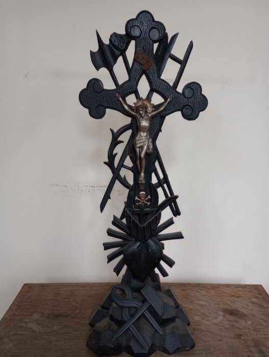 Preview of the first image of Corpus Christi, Cross, Crucifix, Sculpture (1) - Wood - 19th century.