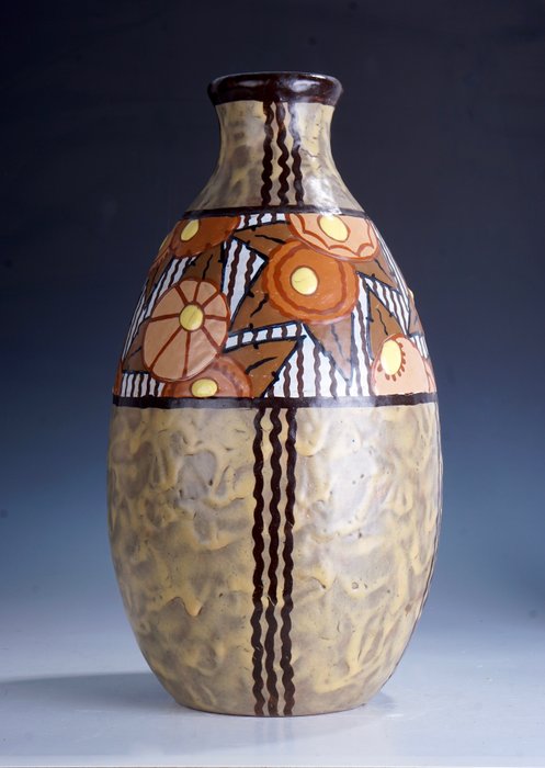 Louis Dage - 装饰艺术花瓶，带有风格多色花卉装饰 • 标记