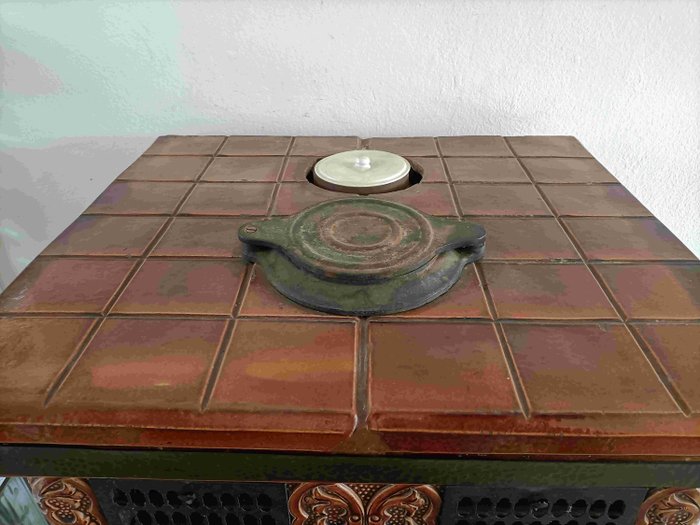 Image 2 of Wood stove - earthenware, cast iron - 20th century
