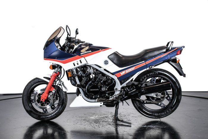 Preview of the first image of Honda - VF 500 F - 1985.