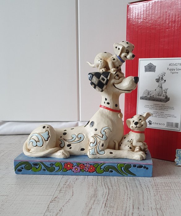 Image 2 of Disney Showcase Collection 4054278 - 101 Dalmatians - Puppy Love - Pongo, Penny, Rolly - with origi