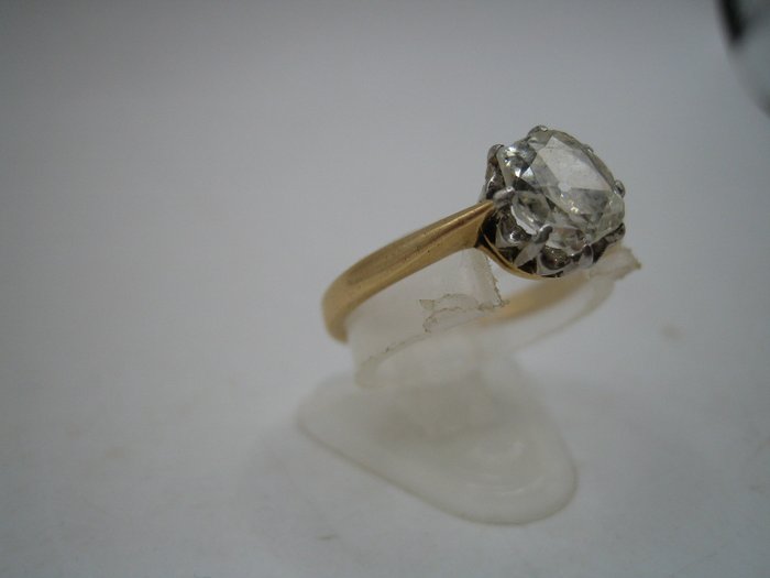 Image 3 of Barock Diamant Ring Solitär Altschliff ca. 7 -7,5 x4 mm - 18 kt. Yellow gold - Ring