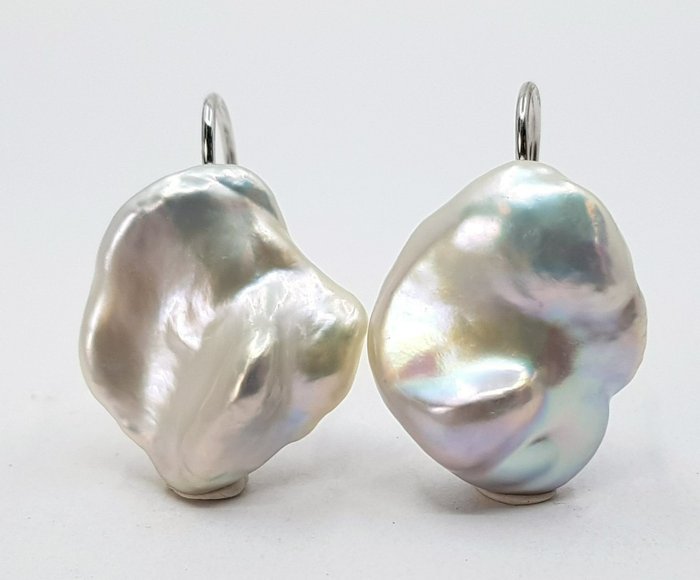 Preview of the first image of no reserve- 16x19mm Baroque Edison Pearls - 14 kt. White gold - Earrings.