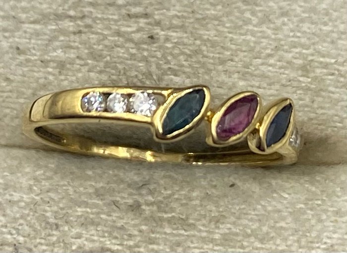 Image 2 of NO RESERVE PRICE - 18 kt. Yellow gold - Ring Ruby - Diamonds, Sapphires