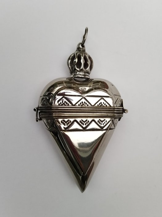 Preview of the first image of Mixed Silver - Pendant.