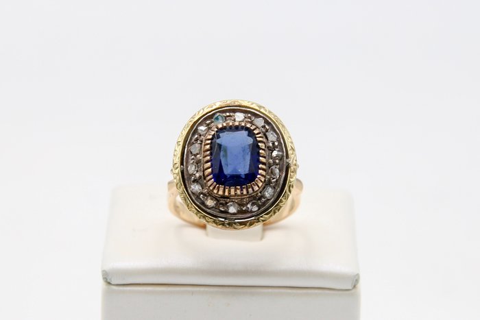 Preview of the first image of Silver, Yellow gold - Ring Sapphire - Diamonds.
