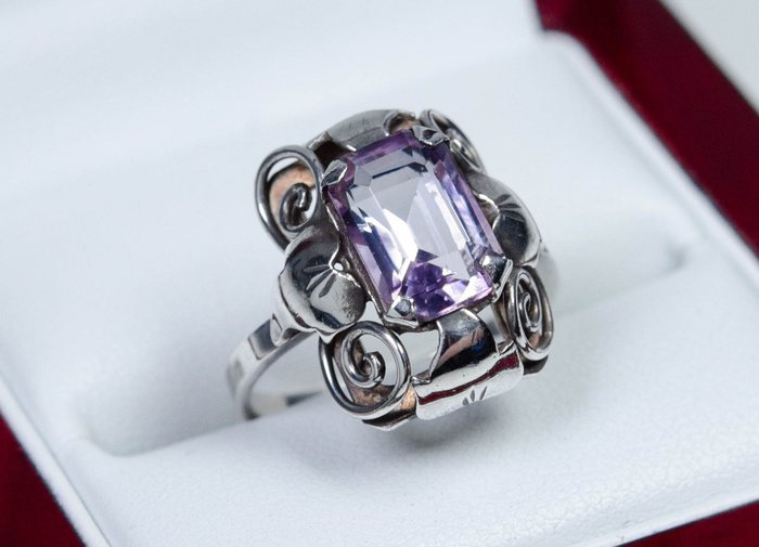 Preview of the first image of Silver - Ring - Amethyst (tested).