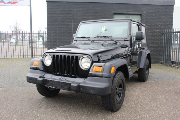 Preview of the first image of Jeep - Wrangler 2.4 Sport - 2005.