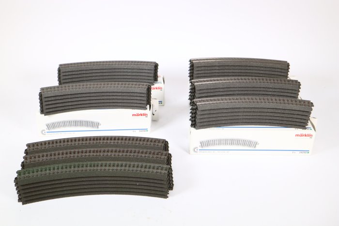 Preview of the first image of Märklin H0 - 24230/24330 - Tracks - 48 piece package C-Rails bends.