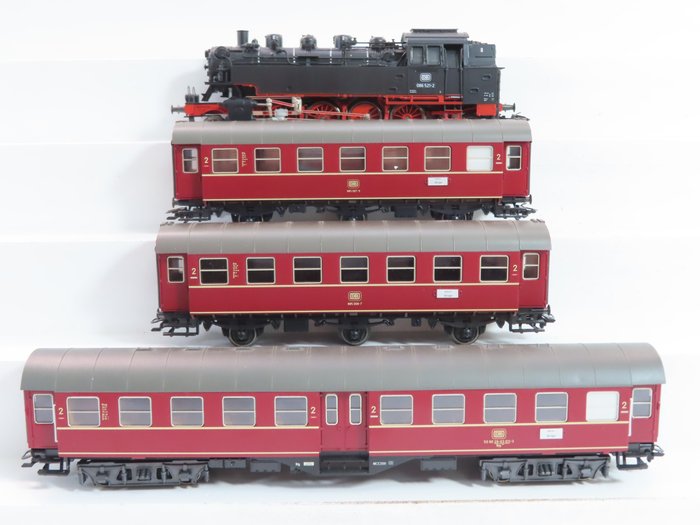 Image 2 of Märklin H0 - 26508 - Train set - Commuter traffic with BR 086 and 3 commuter carriages, 2nd class -