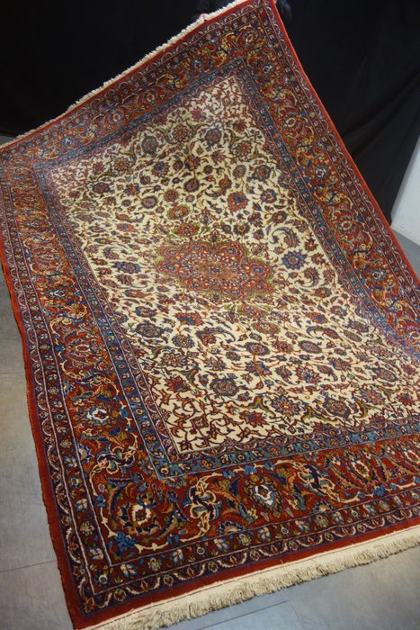 Preview of the first image of Carpet (1) - Wool on cotton - Early 20th century.