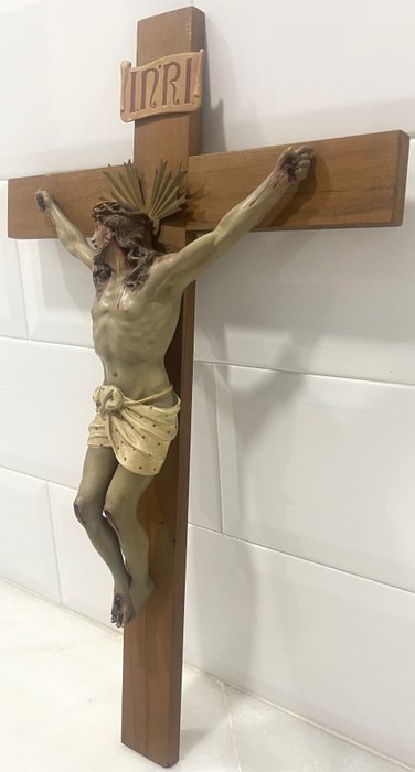 Image 3 of Crucifix, Olot (56 cm.) - Brass, Wood, wood pulp - Early 20th century