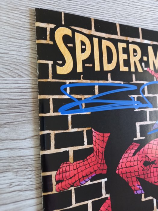 Image 3 of Spiderman #1 RATIO 1:50 - Signed by legendary creator Frank Miller! With COA ! - First edition