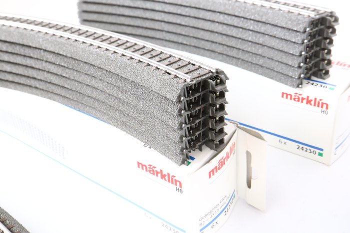 Image 3 of Märklin H0 - 24230/24330 - Tracks - 48 piece package C-Rails bends