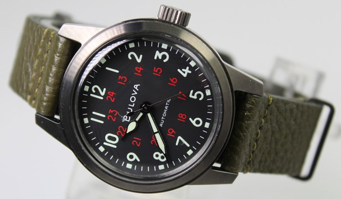 Image 3 of Bulova - Automatic Military Style - 98A255 - Men - 2011-present