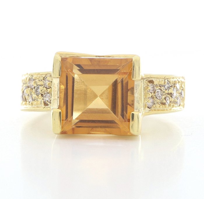 Preview of the first image of "no reserve price" - 9 kt. Silver, Yellow gold - Ring - 4.50 ct Citrine - Diamonds.