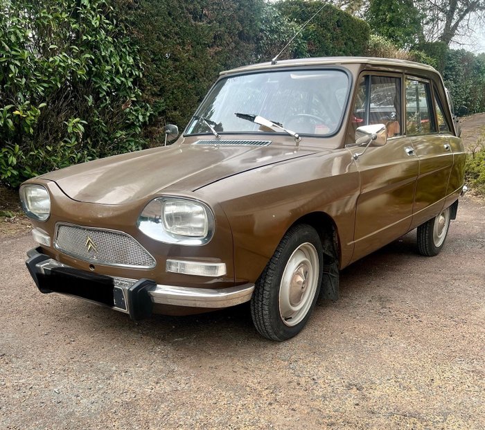 Preview of the first image of Citroën - Ami 8 - 1974.