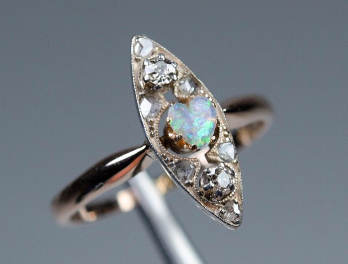 Preview of the first image of 14 kt. Pink gold - Ring - 0.20 ct Diamonds - Opal Heart.