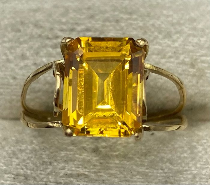 Preview of the first image of NO RESERVE PRICE - 18 kt. Yellow gold - Ring Citrine.
