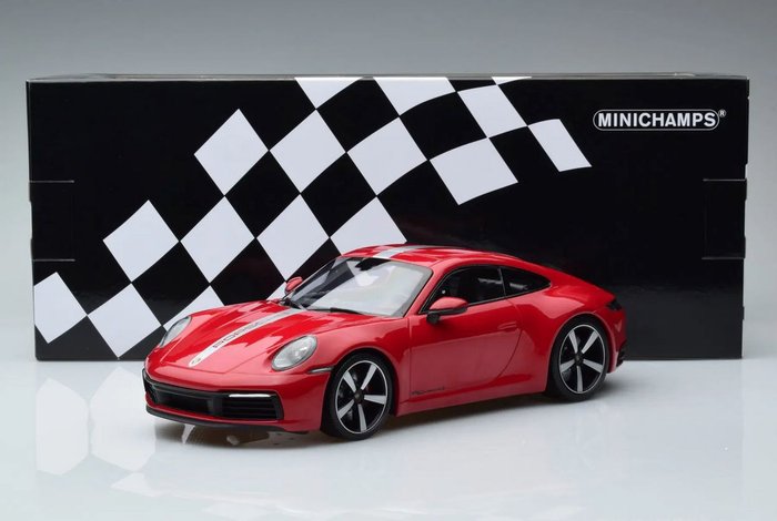 Preview of the first image of MiniChamps - 1:18 - Porsche 911 Carrera 4S 2019 - Limited Edition of 600 pcs..