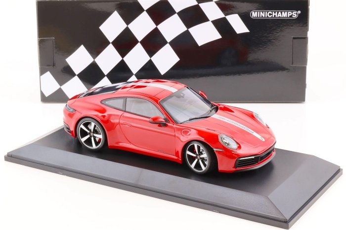 Image 2 of MiniChamps - 1:18 - Porsche 911 Carrera 4S 2019 - Limited Edition of 600 pcs.