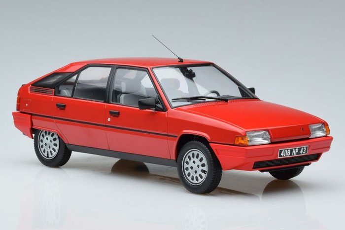 Preview of the first image of Norev - 1:18 - Citroen BX 16 TRS - 1983 - Rood.