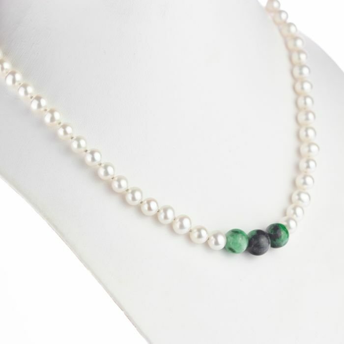 Preview of the first image of Intini Jewels - 18 kt. Gold, Yellow gold - Necklace - 130.50 ct Freshwater Pearl - Jades.