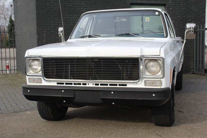 Image 2 of Chevrolet - C20 350 V8 - 1976