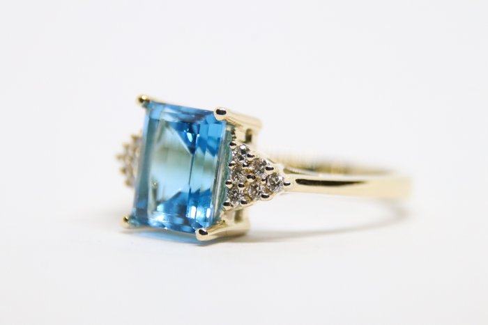 Image 3 of Ladies Vintage Solid - 9 kt. Yellow gold - Ring - 3.30 ct Topaz - Diamonds