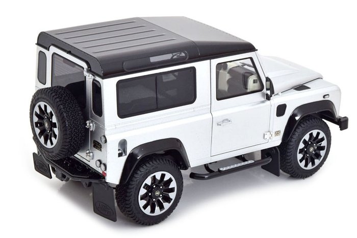 Image 3 of LCD Models - 1:18 - Land Rover Defender 90 Works V8 70th Edition