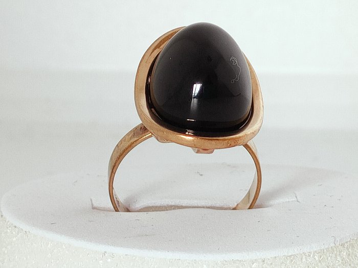 Image 2 of **no Reserve price** - 8 kt. Gold - Ring - 8.15 ct Onyx