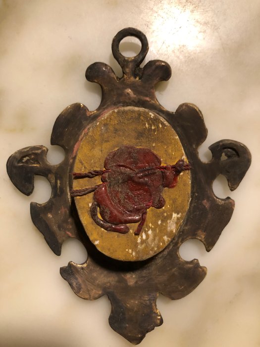 Image 3 of Reliquary, Fragment of the Holy Cross of Our Lord Jesus Christ (1) - Renaissance Style - Brass, Gla