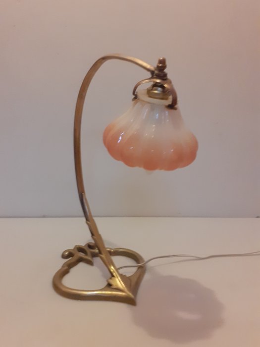 Image 2 of Desk lamp