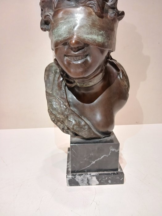 Image 3 of Tommaso Campajola (XIX-XX) - Sculpture, "Lady Luck" - Bronze, Marble - First half 20th century
