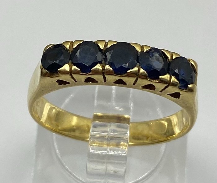Preview of the first image of NO RESERVE PRICE - 18 kt. Yellow gold - Ring - Sapphires.