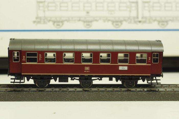 Image 3 of Märklin H0 - 28508 - Passenger carriage set - Three carriages with interior lighting and figures -