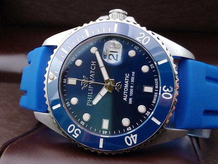 Image 2 of Philip Watch - Caribe Automatic - Diver 30ATM - WR 300 - 8223216002 - Men - 2011-present