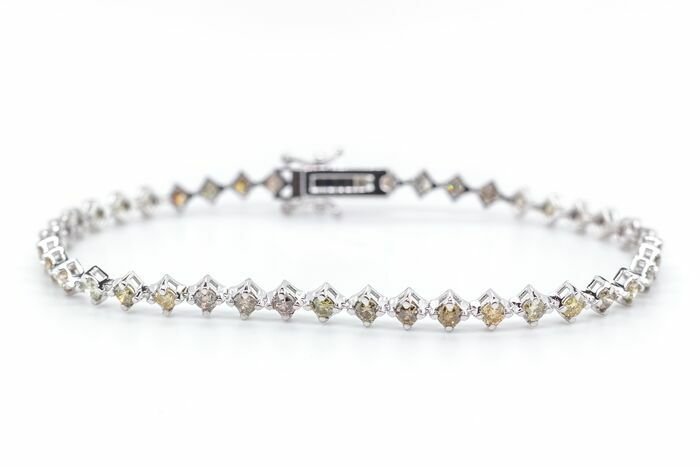 Preview of the first image of No reserve price - 2.05 tcw - 18 kt. White gold - Bracelet Diamond.