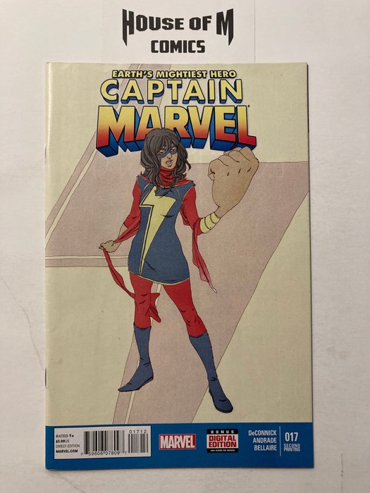 Preview of the first image of Captain Marvel # 17 Rare Second Print Variant - 1st appearance Kamala Khan. Very High Grade - Stapl.
