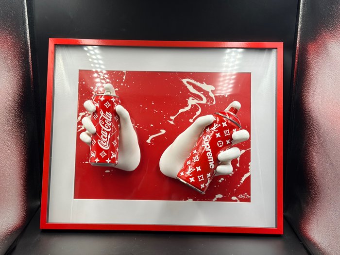 Preview of the first image of Art Stray-Nos - Cadre Suprême & Coca-Cola.