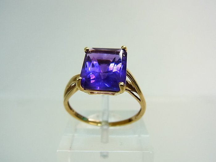Image 3 of 8 kt. Yellow gold - Ring - 4.10 ct Amethyst