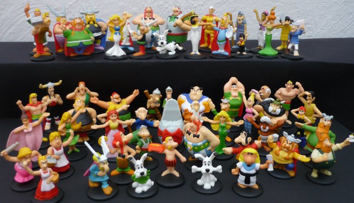 Preview of the first image of Astérix - 60 Figurines McDonald's - Collection complète - (2019).